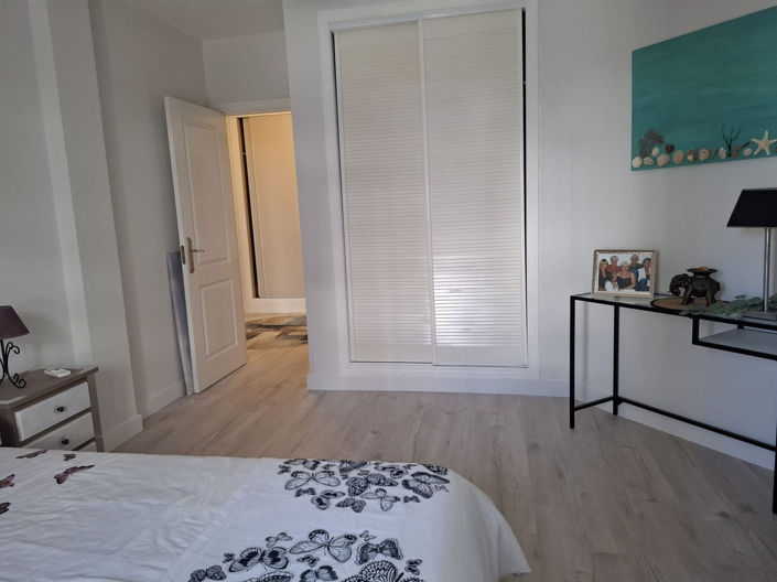 Image No.8-3 Bed Apartment for sale