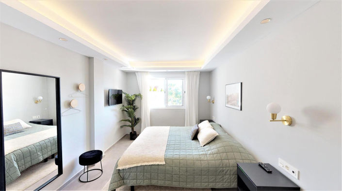 Image No.10-3 Bed Apartment for sale