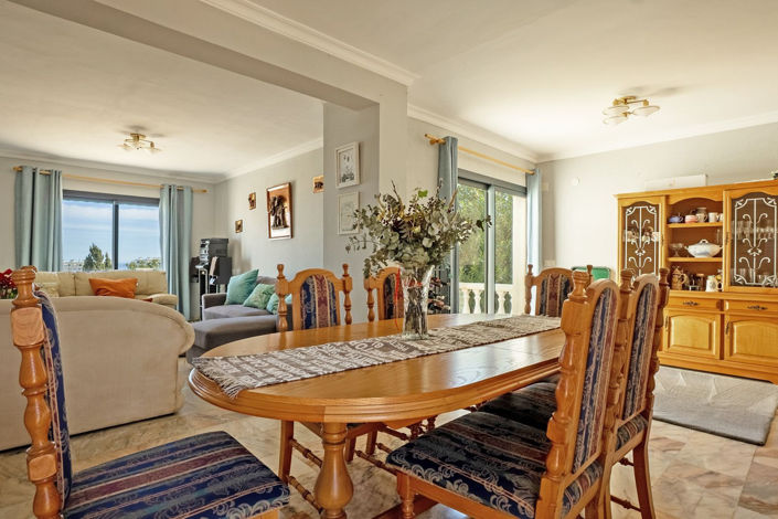 Image No.11-6 Bed Villa for sale