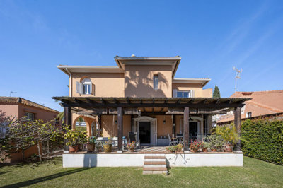 4 Bed Villa for sale