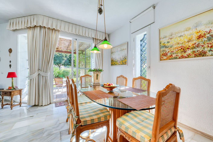 Image No.10-4 Bed Villa for sale