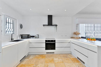 5i7k4sevvwc7-aa4cc561180b369757c0bb4af9886cd3