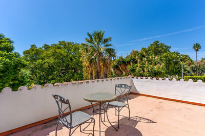 00h6gq2uxja4c21-2c707e7c511429b4f8ec4ee5f221d