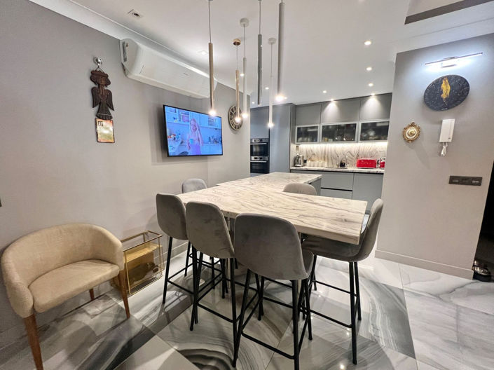 Image No.8-4 Bed Apartment for sale