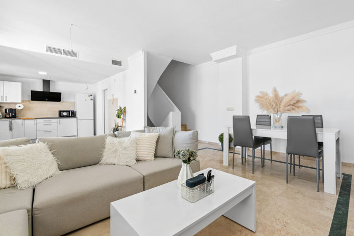 Image No.7-2 Bed Townhouse for sale