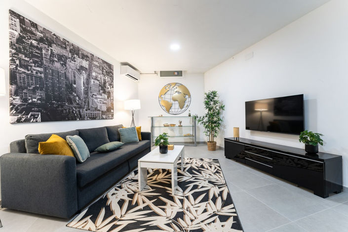 Image No.8-2 Bed Townhouse for sale