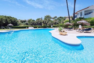 v8lhd7eg11g16-ec67b526875bf0124b6ce4328a75443