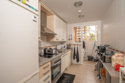 0kahqs8d7gho10-bb915d1cb19341576dcdc994b81ab9