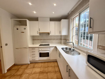 c2nmkgr1fb67-aa4cc561180b369757c0bb4af9886cd3