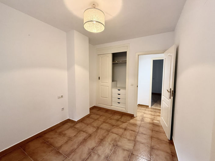 Image No.9-3 Bed Apartment for sale