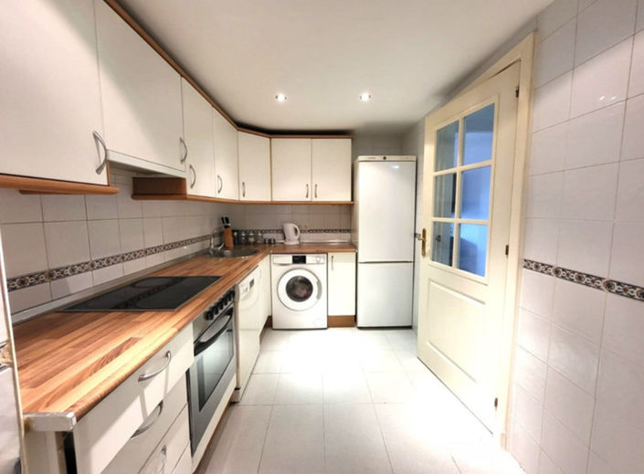 Image No.10-2 Bed Apartment for sale