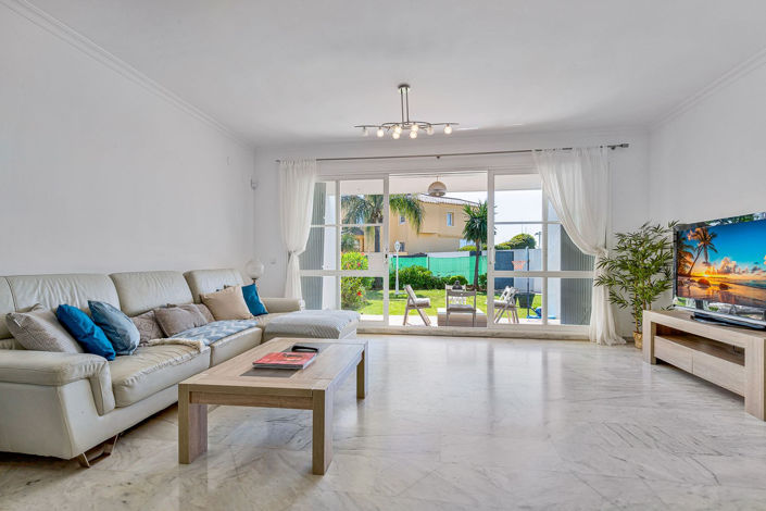 Image No.4-5 Bed Townhouse for sale