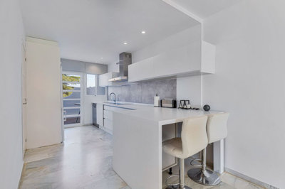 msepnmm2qb7-aa4cc561180b369757c0bb4af9886cd3