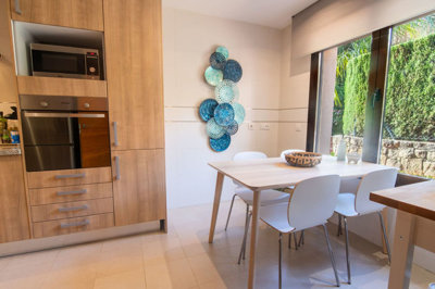 1a46pg9gx139-467d0cee5b725f3ef65f102a0c2e69c0