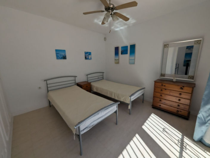 Image No.15-3 Bed Townhouse for sale