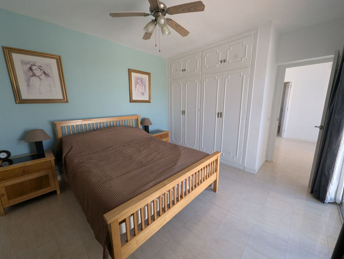 Image No.17-3 Bed Townhouse for sale