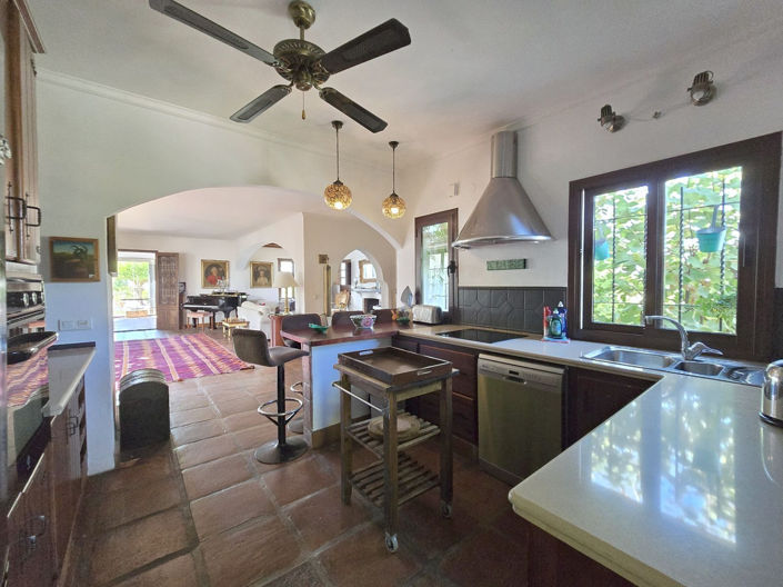 Image No.32-6 Bed Finca for sale