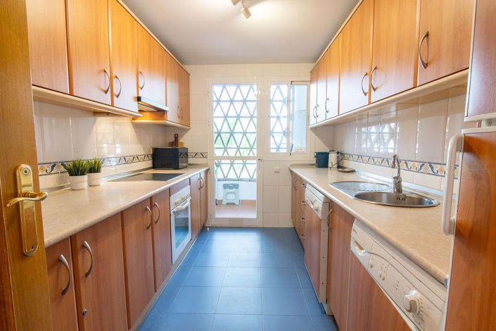 Image No.15-3 Bed Apartment for sale