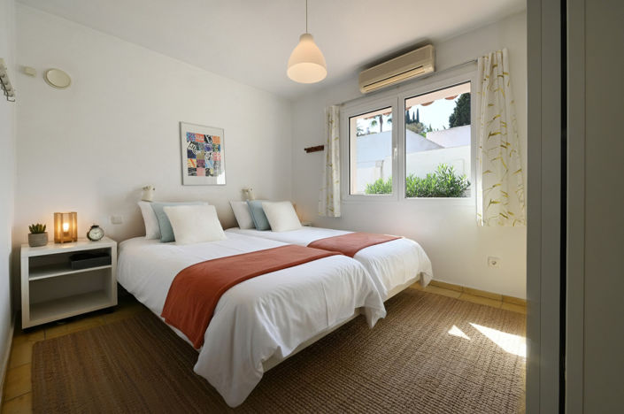 Image No.18-3 Bed Villa for sale