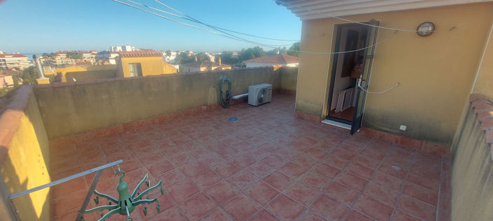 Image No.6-3 Bed Villa for sale