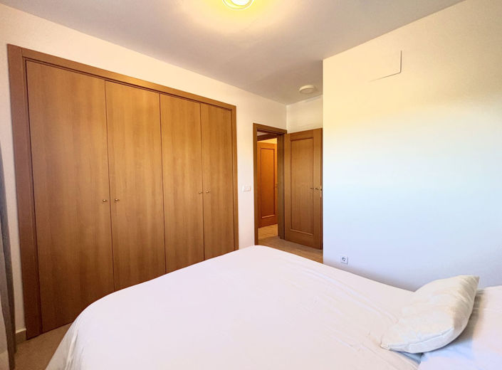 Image No.18-2 Bed Apartment for sale