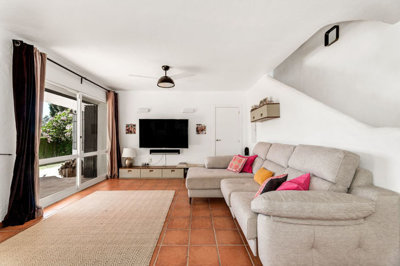 w3nzr0nykg9-467d0cee5b725f3ef65f102a0c2e69c02