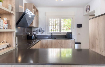 221o7kwno2p9-467d0cee5b725f3ef65f102a0c2e69c0