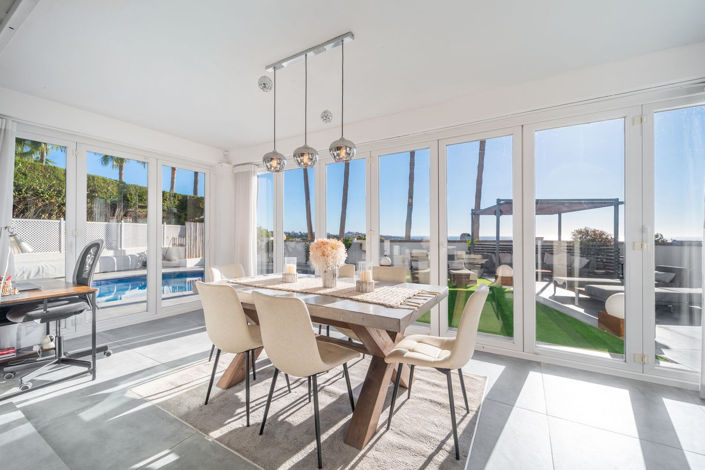 Image No.10-3 Bed Villa for sale