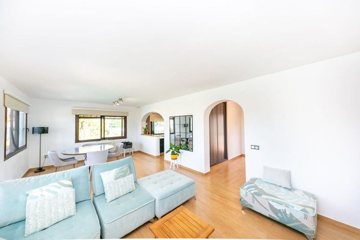 Image No.7-3 Bed Villa for sale