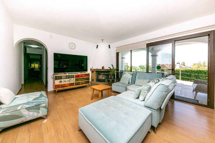 Image No.8-3 Bed Villa for sale