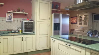 ykmpctwolq16-ec67b526875bf0124b6ce4328a754439