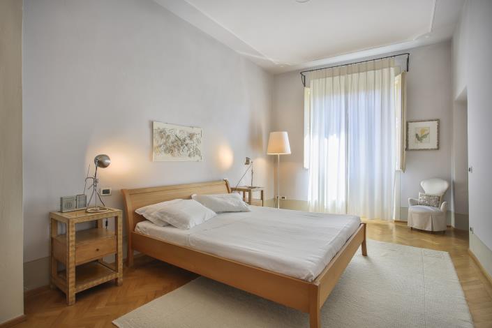 Image No.11-3 Bed Apartment for sale