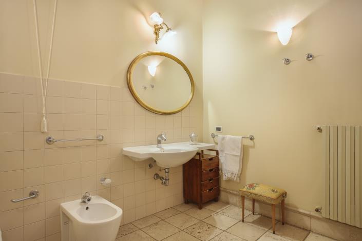 Image No.20-3 Bed Apartment for sale