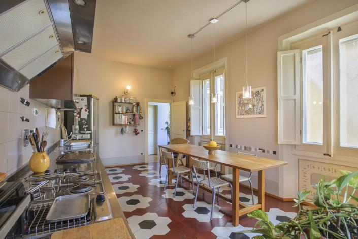 Image No.8-3 Bed Apartment for sale