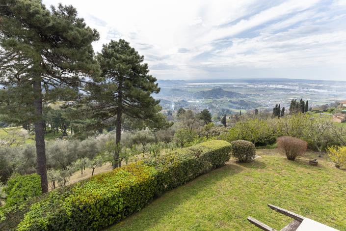 Image No.2-5 Bed House/Villa for sale