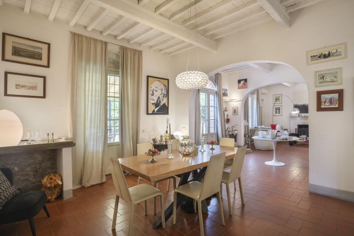 Image No.9-4 Bed Villa for sale