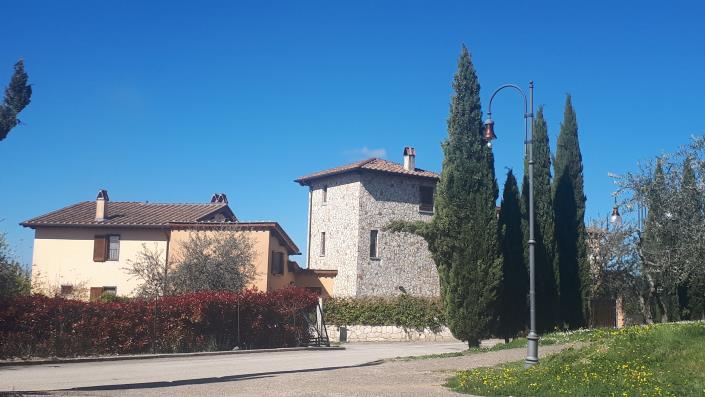 Image No.1-4 Bed Townhouse for sale