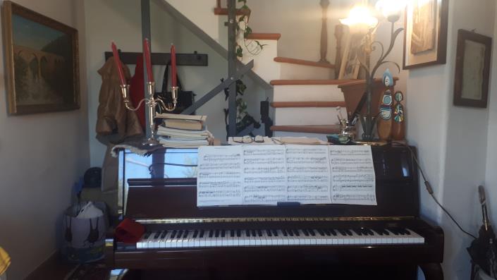 Image No.20-4 Bed Townhouse for sale