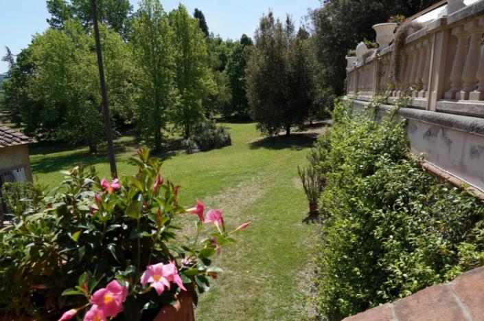 Image No.16-6 Bed Villa for sale