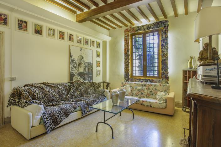 Image No.4-3 Bed Townhouse for sale