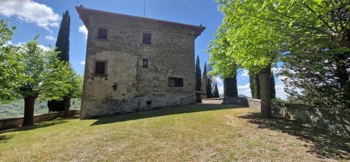 Image No.39-18 Bed Property for sale