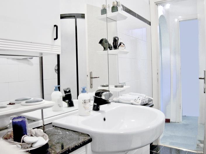 Image No.28-3 Bed Villa for sale