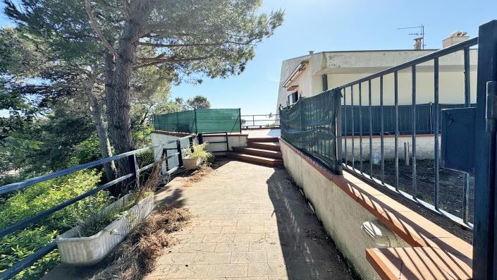 Image No.23-2 Bed Apartment for sale