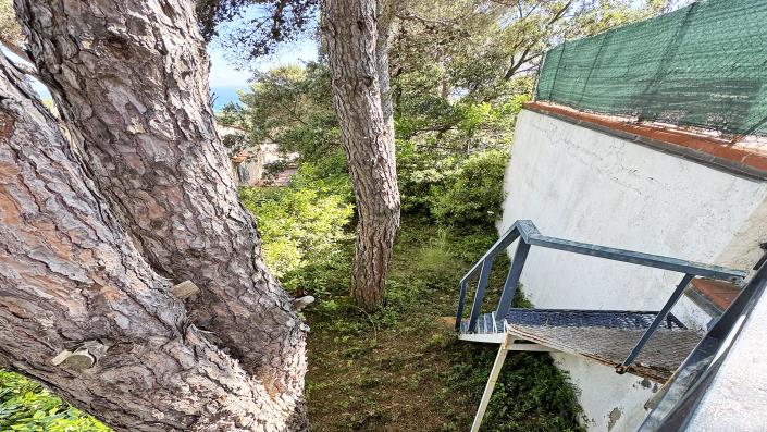 Image No.24-2 Bed Apartment for sale