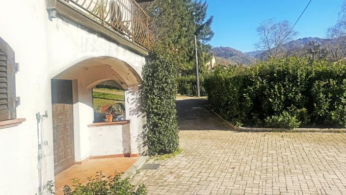 Image No.20-7 Bed Villa for sale