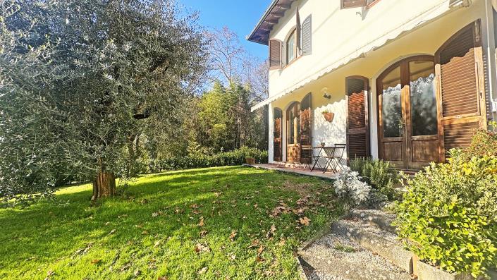 Image No.25-7 Bed Villa for sale