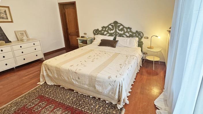 Image No.32-7 Bed Villa for sale