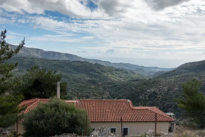 Image No.4-4 Bed Property for sale