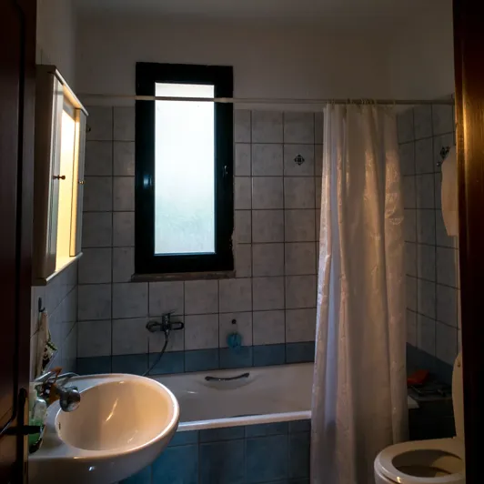 Image No.9-4 Bed Property for sale