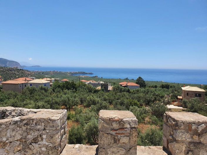 Image No.11-2 Bed Property for sale